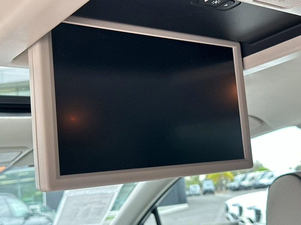 2025 Honda Odyssey - Image 16 of 31