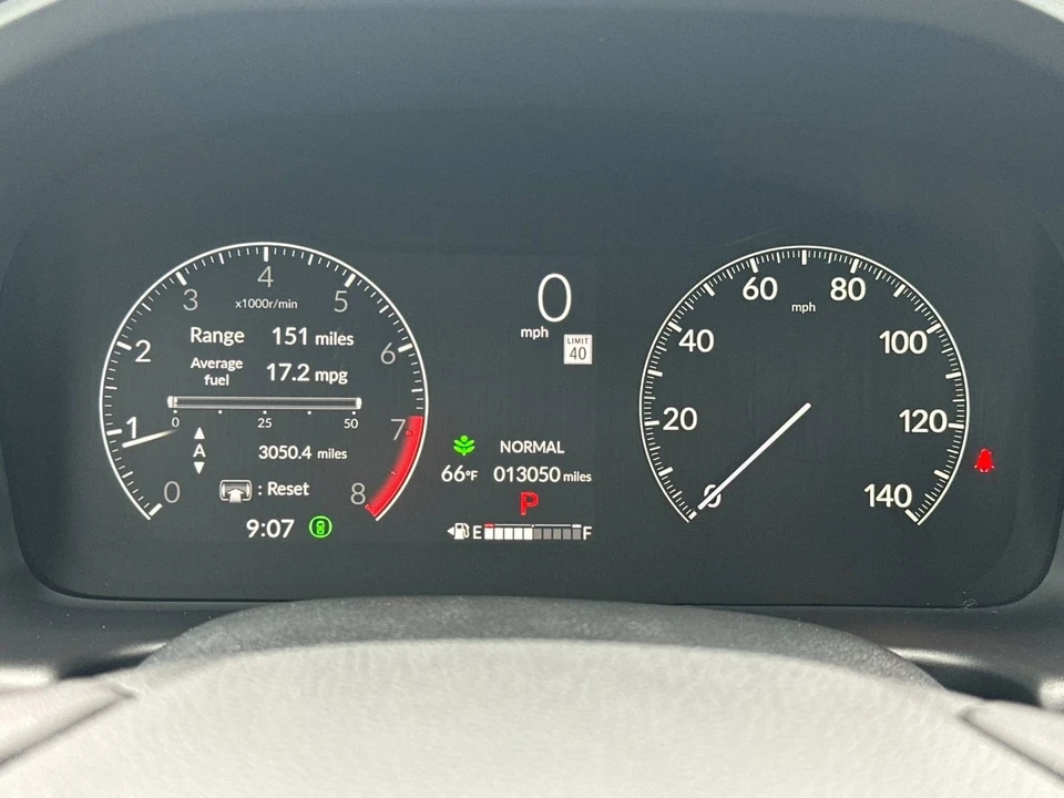 2025 Honda Odyssey - Image 30 of 31