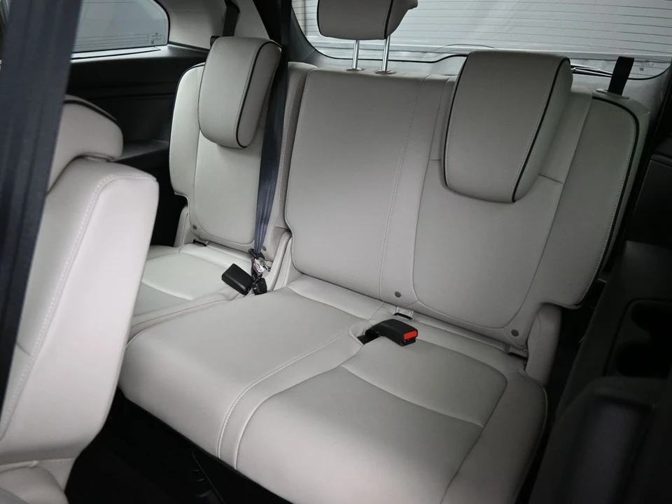 2025 Honda Odyssey - Image 23 of 31