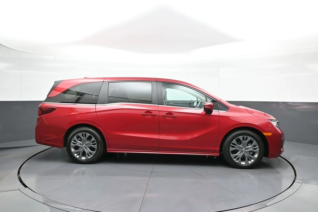 2025 Honda Odyssey - Image 5 of 31
