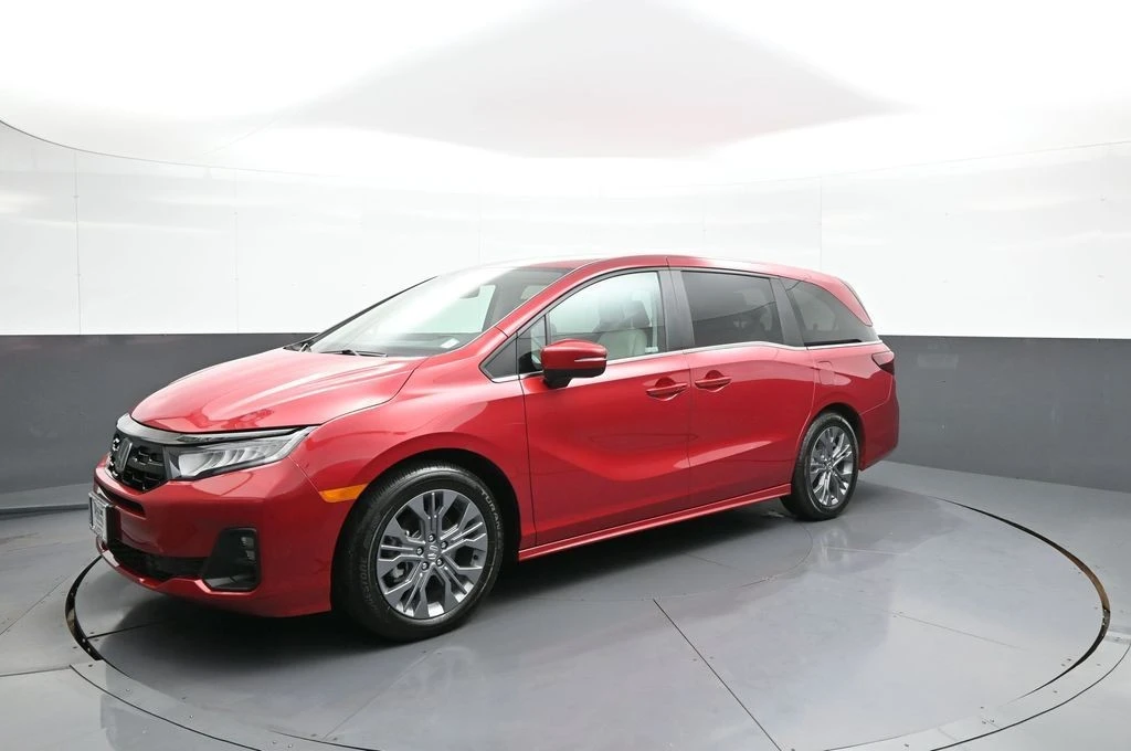 2025 Honda Odyssey - Image 10 of 21