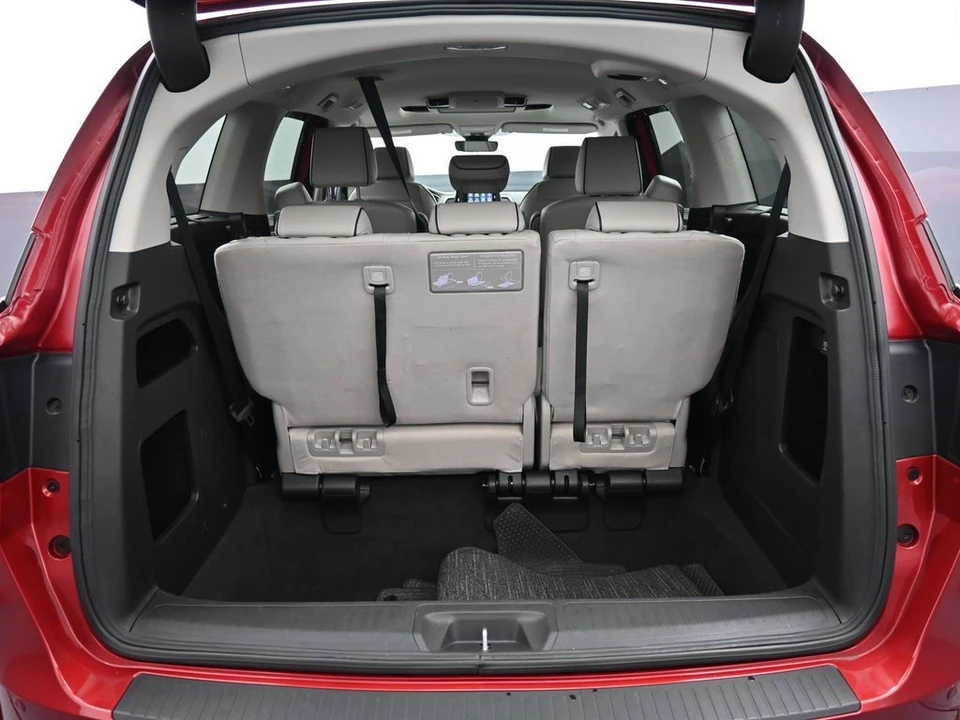 2025 Honda Odyssey - Image 23 of 31