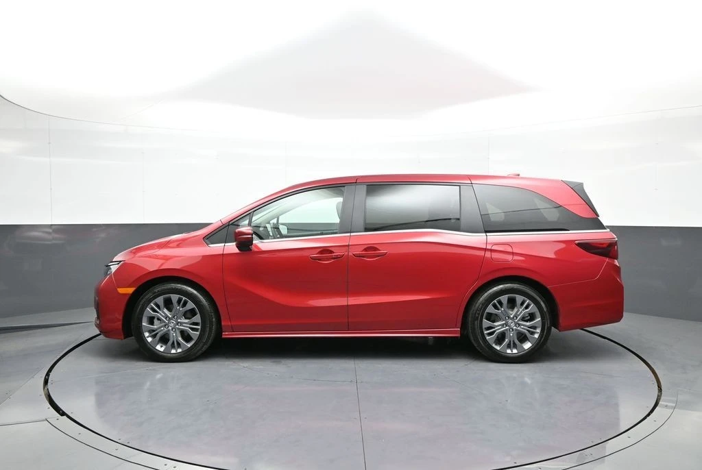 2025 Honda Odyssey - Image 9 of 12