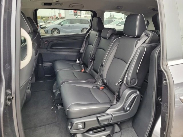 2025 Honda Odyssey - Image 8 of 12