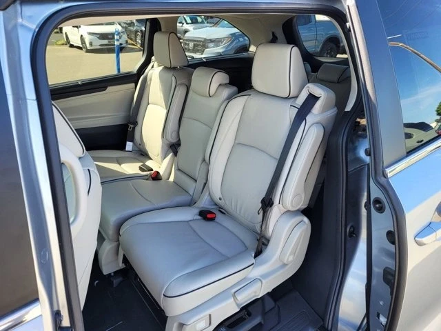 2025 Honda Odyssey - Image 8 of 12