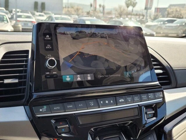 2025 Honda Odyssey - Image 11 of 12