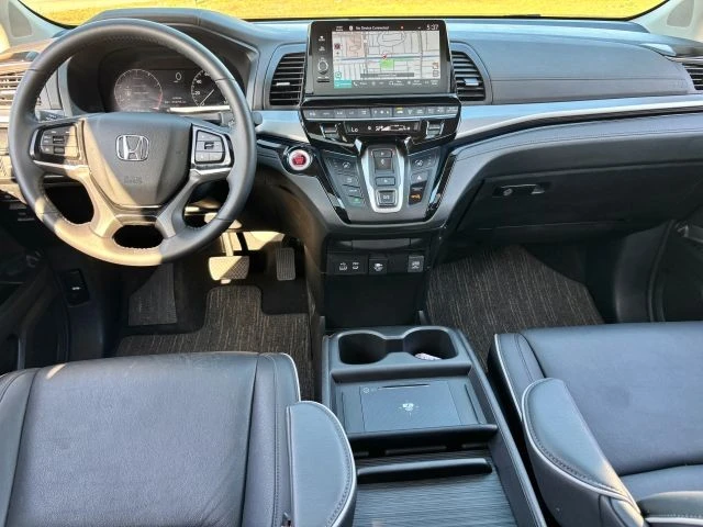 2025 Honda Odyssey - Image 11 of 21