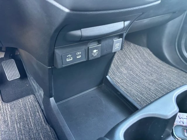 2025 Honda Odyssey - Image 19 of 21