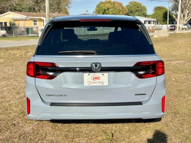 2025 Honda Odyssey - Image 5 of 21