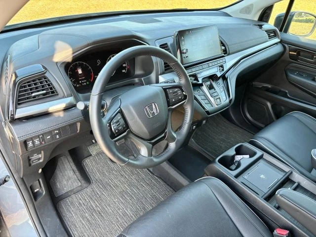2025 Honda Odyssey - Image 8 of 21