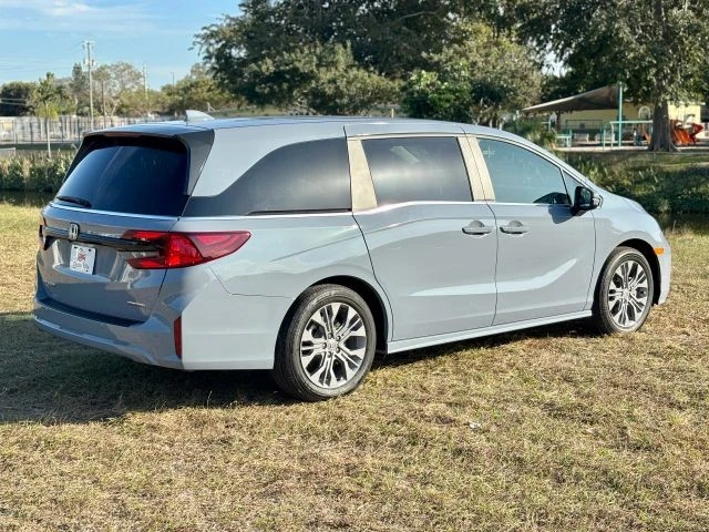 2025 Honda Odyssey - Image 4 of 21
