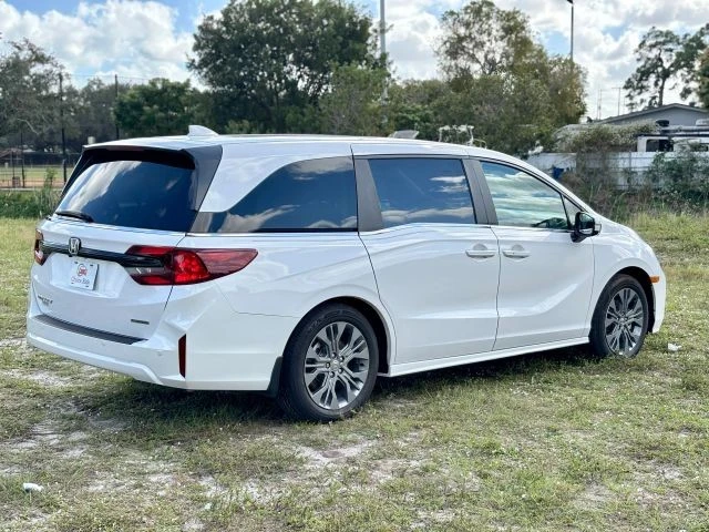 2025 Honda Odyssey - Image 4 of 21