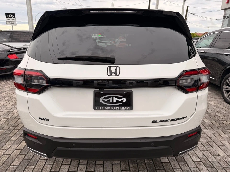 2025 Honda Pilot 4th Gen - Image 6 of 21