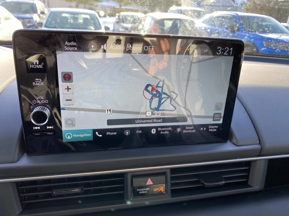 2025 Honda Pilot 4th Gen - Image 9 of 15
