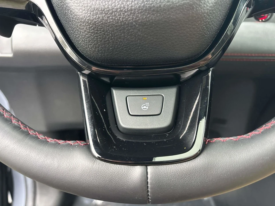 2025 Honda Pilot 4th Gen - Image 15 of 21
