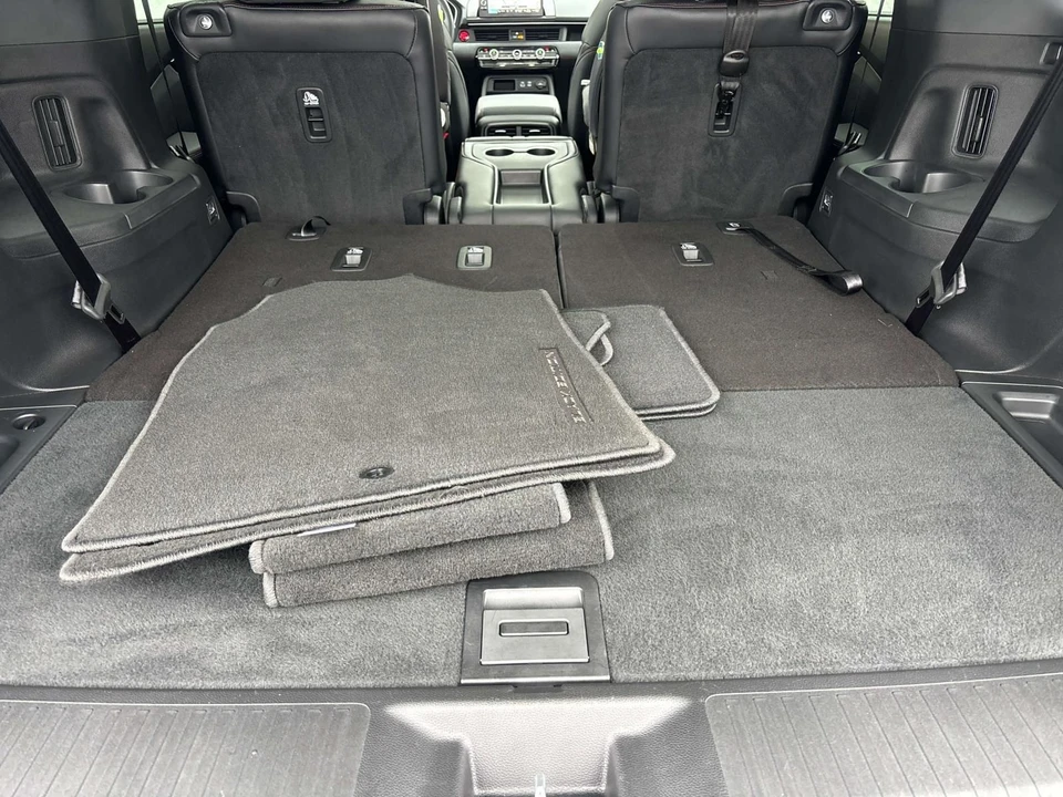2025 Honda Pilot 4th Gen - Image 11 of 21