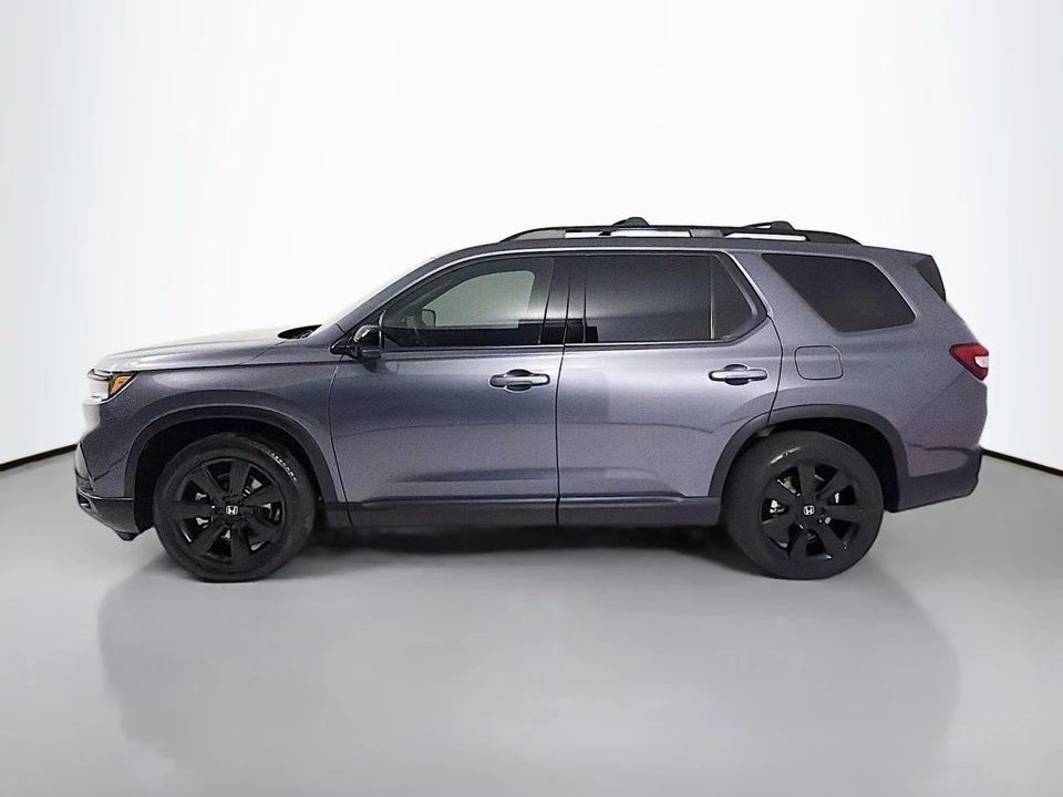 2025 Honda Pilot 4th Gen - Image 4 of 12