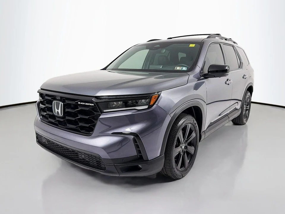 2025 Honda Pilot 4th Gen - Image 3 of 12