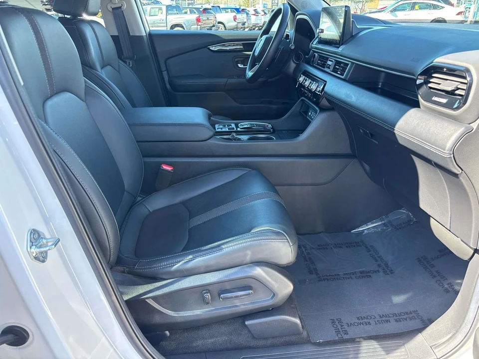 2025 Honda Pilot 4th Gen - Image 20 of 21