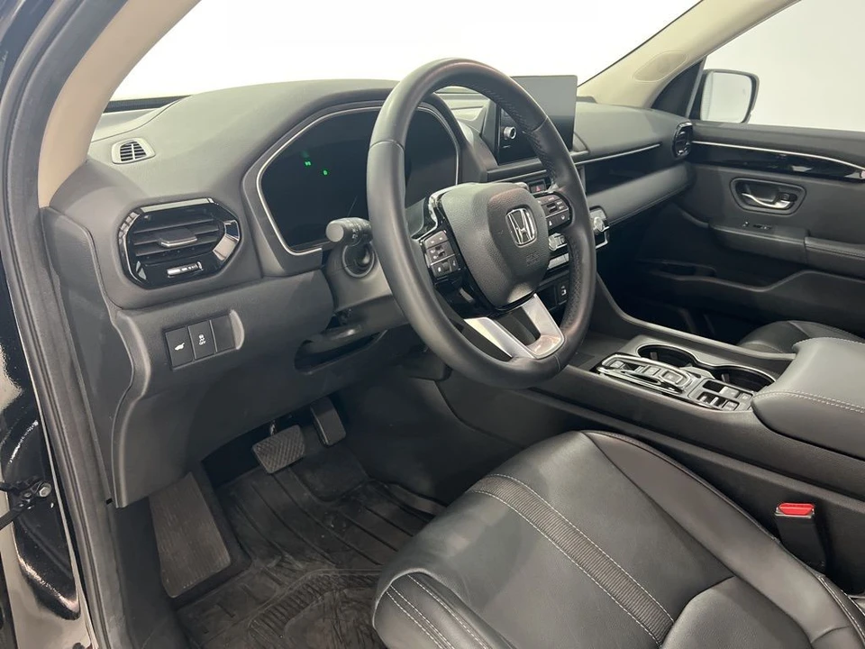 2025 Honda Pilot 4th Gen - Image 9 of 21