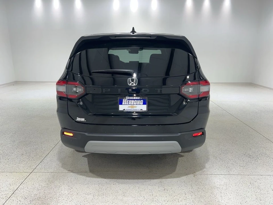 2025 Honda Pilot 4th Gen - Image 4 of 21