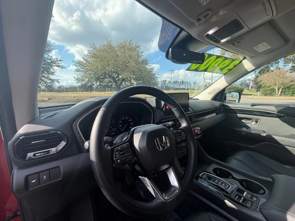 2025 Honda Pilot 4th Gen - Image 10 of 21