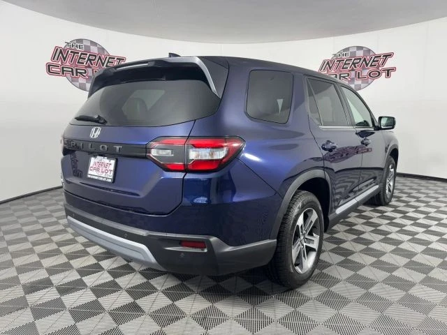 2025 Honda Pilot 4th Gen - Image 7 of 12