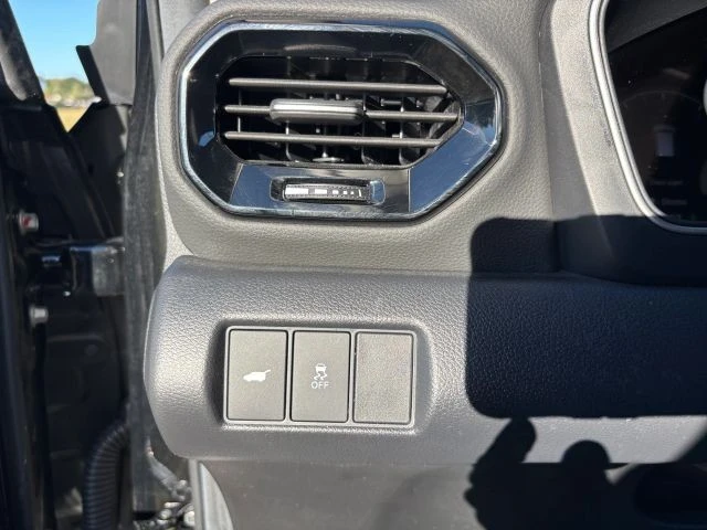2025 Honda Pilot 4th Gen - Image 18 of 21