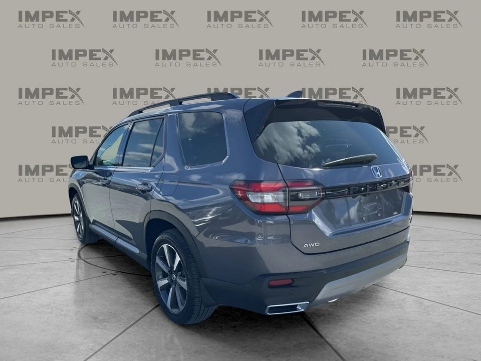 2025 Honda Pilot 4th Gen - Image 3 of 21