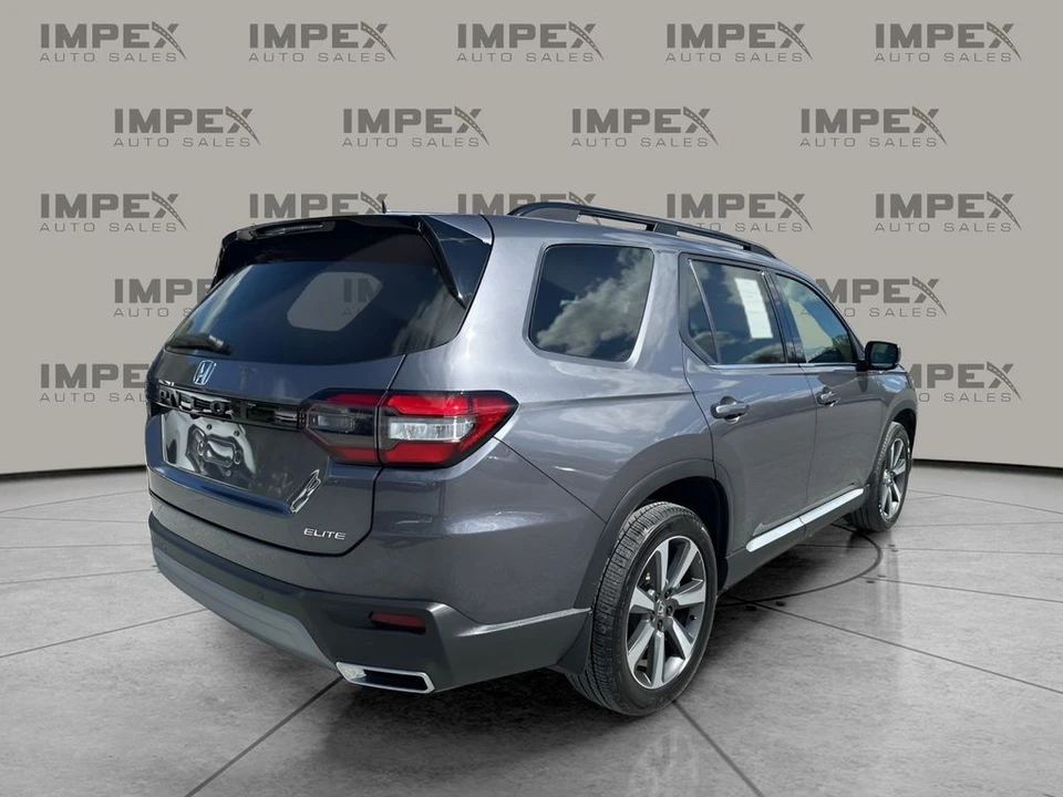 2025 Honda Pilot 4th Gen - Image 5 of 21