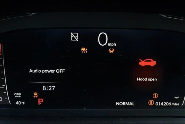2025 Honda Pilot 4th Gen - Image 9 of 21