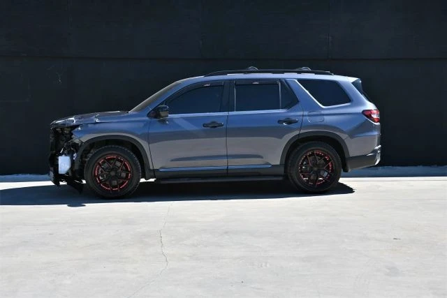 2025 Honda Pilot 4th Gen - Image 7 of 21