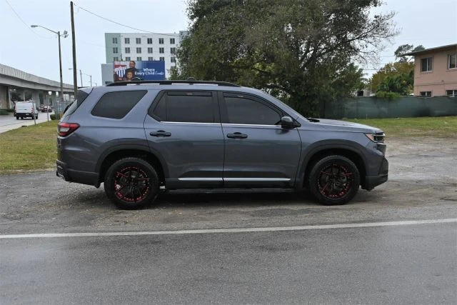 2025 Honda Pilot 4th Gen - Image 6 of 20