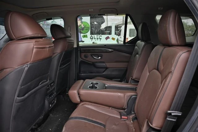 2025 Honda Pilot 4th Gen - Image 15 of 20