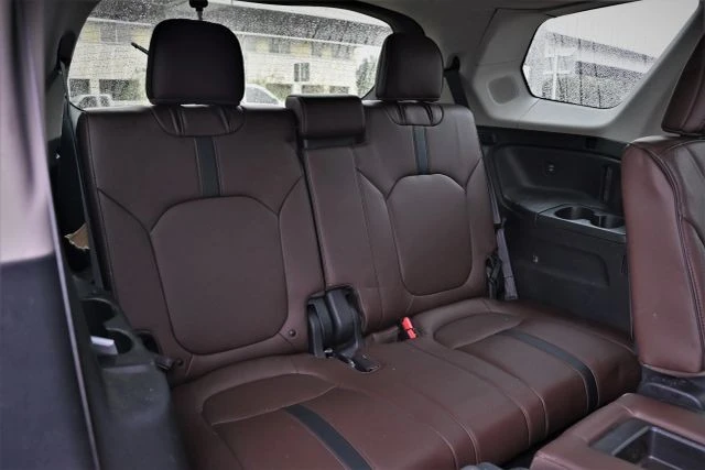 2025 Honda Pilot 4th Gen - Image 17 of 20
