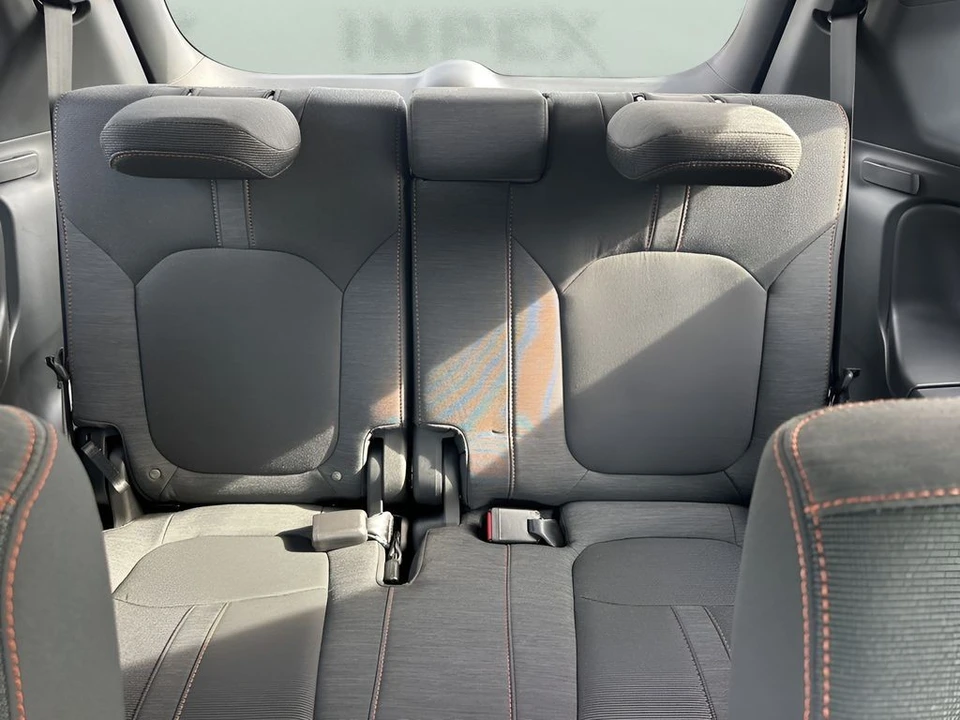 2025 Honda Pilot 4th Gen - Image 12 of 21