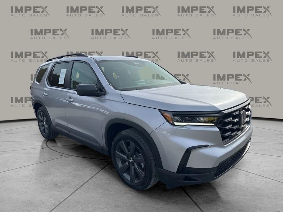 2025 Honda Pilot 4th Gen - Image 7 of 12