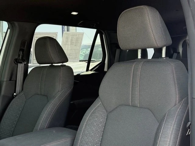2025 Honda Pilot 4th Gen - Image 16 of 21