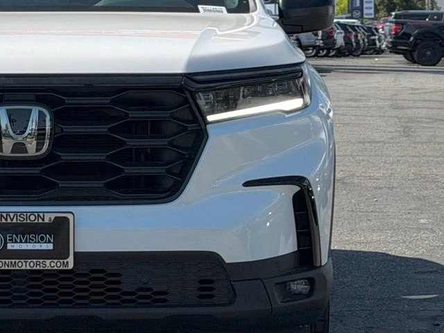 2025 Honda Pilot 4th Gen - Image 4 of 21