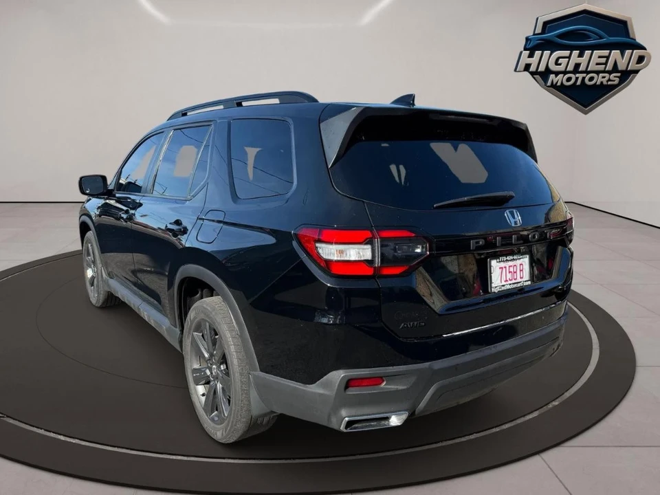 2025 Honda Pilot 4th Gen - Image 5 of 21