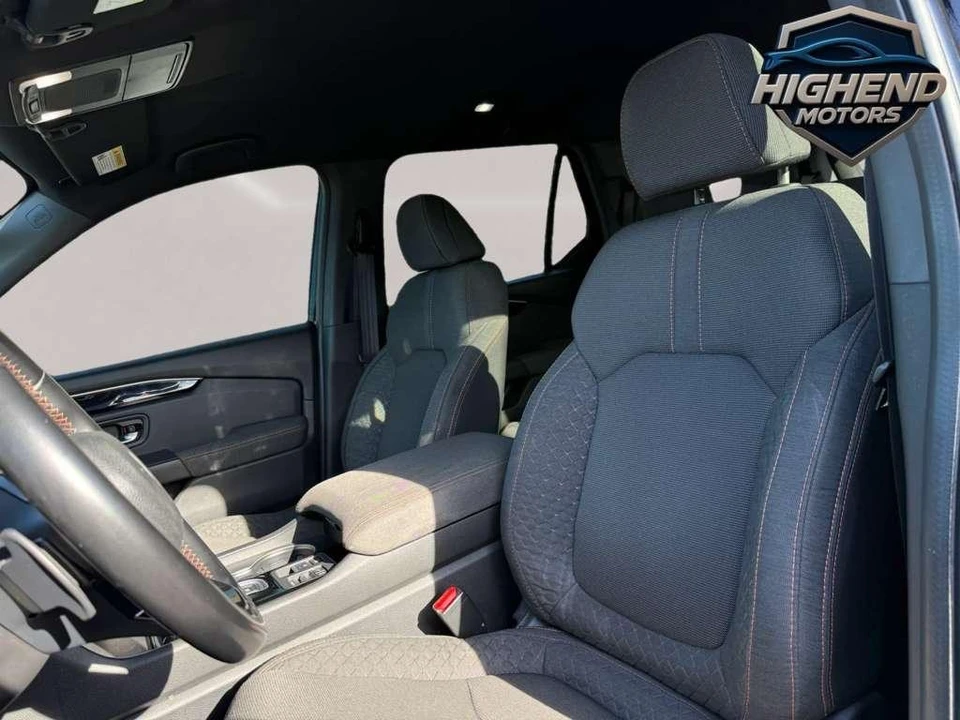 2025 Honda Pilot 4th Gen - Image 14 of 21