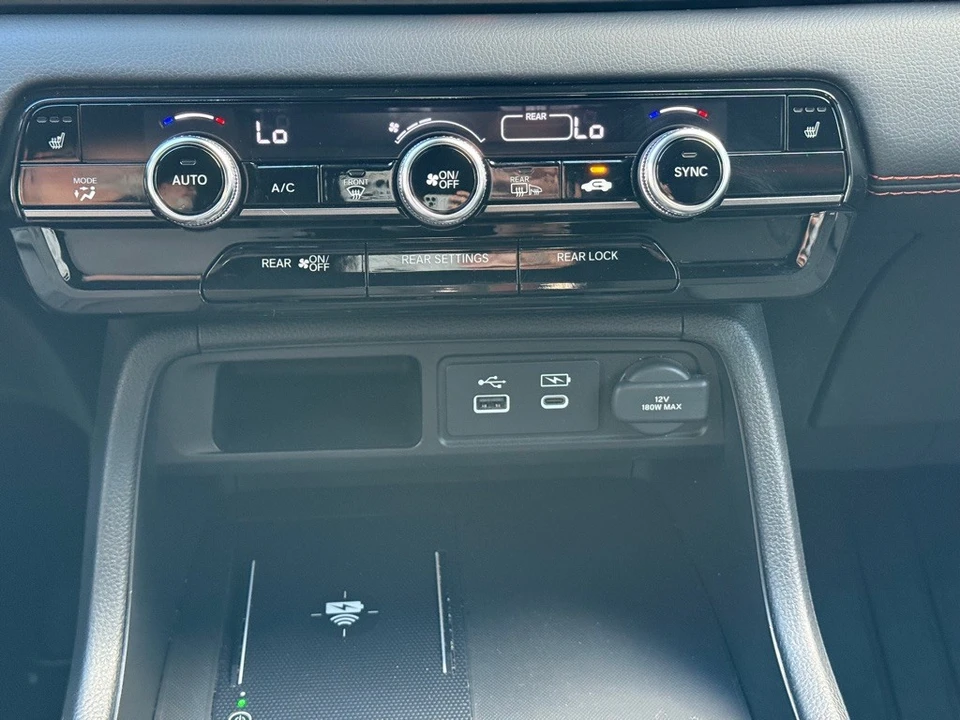 2025 Honda Pilot 4th Gen - Image 20 of 21