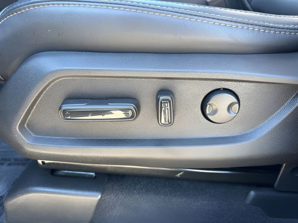 2025 Honda Pilot 4th Gen - Image 10 of 12