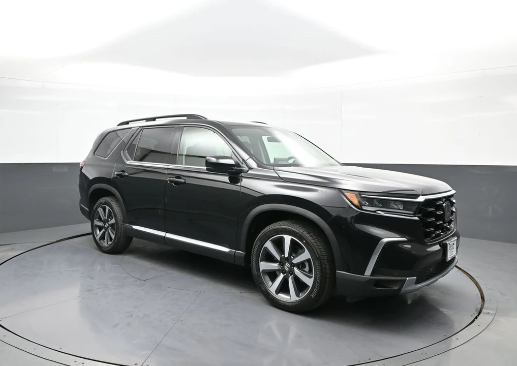 2025 Honda Pilot 4th Gen - Image 4 of 12