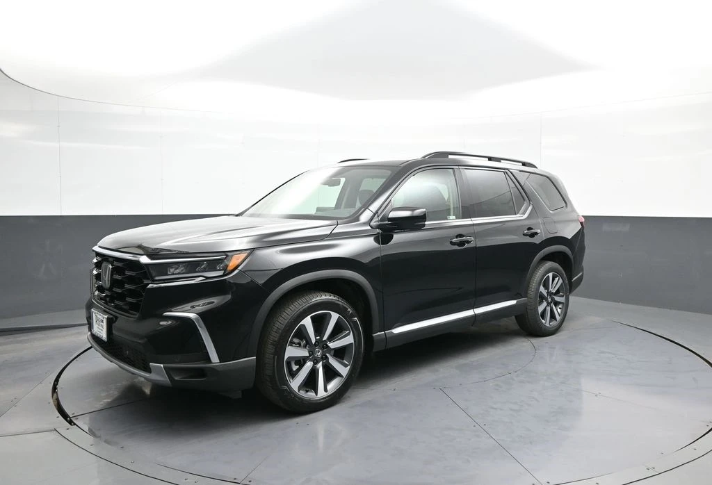 2025 Honda Pilot 4th Gen - Image 10 of 12