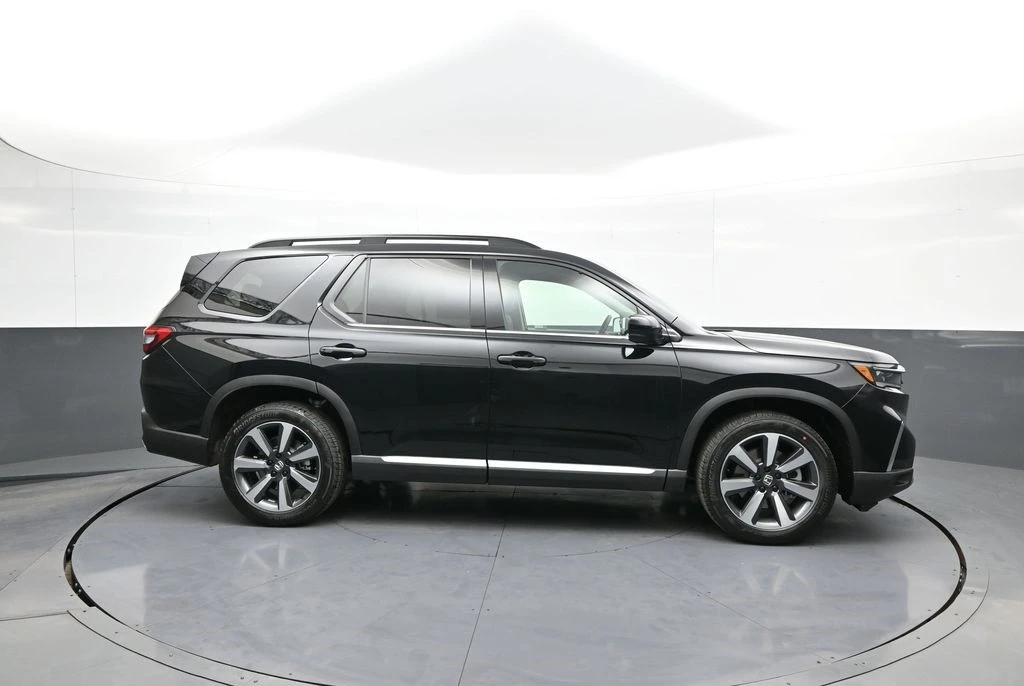 2025 Honda Pilot 4th Gen - Image 5 of 12