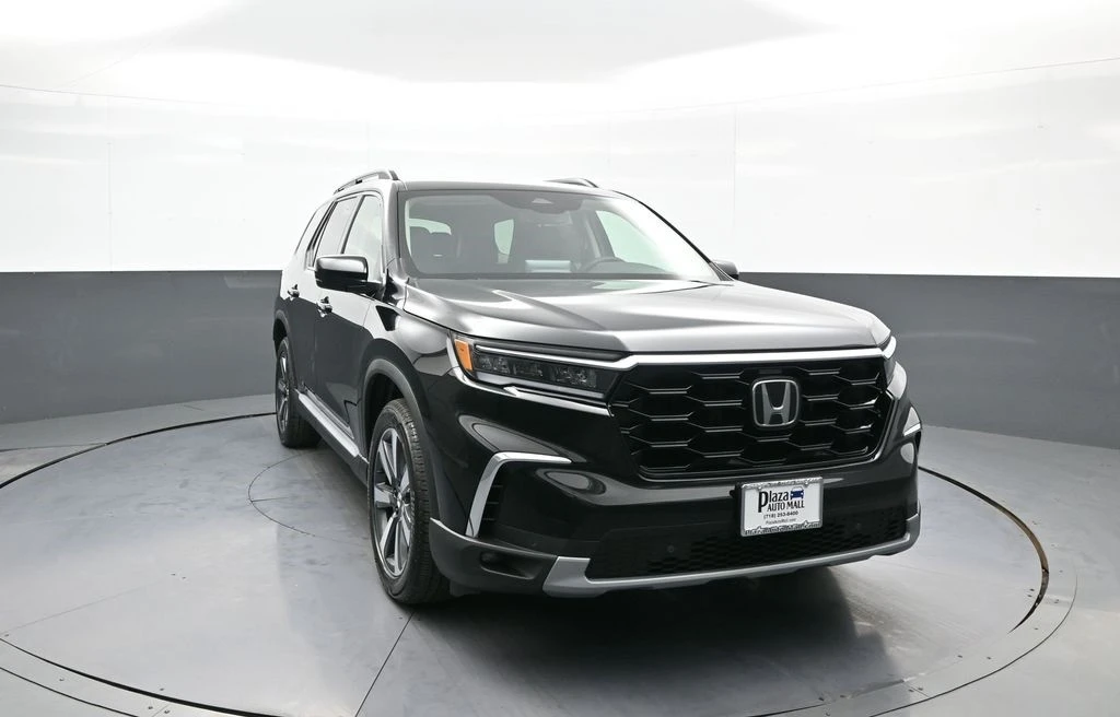 2025 Honda Pilot 4th Gen - Image 3 of 12
