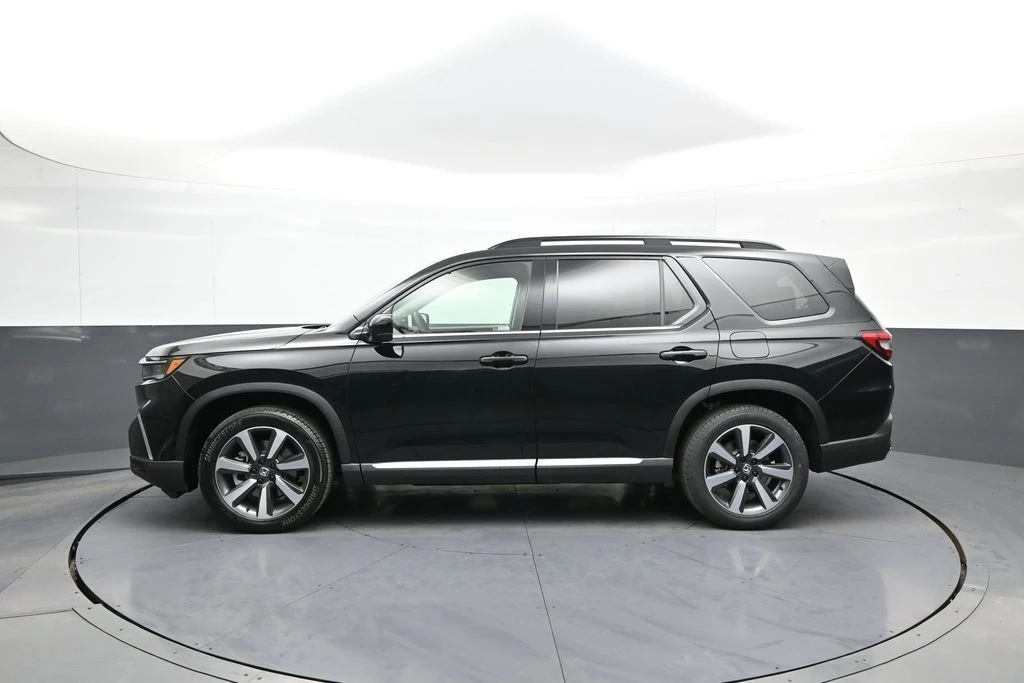 2025 Honda Pilot 4th Gen - Image 9 of 12