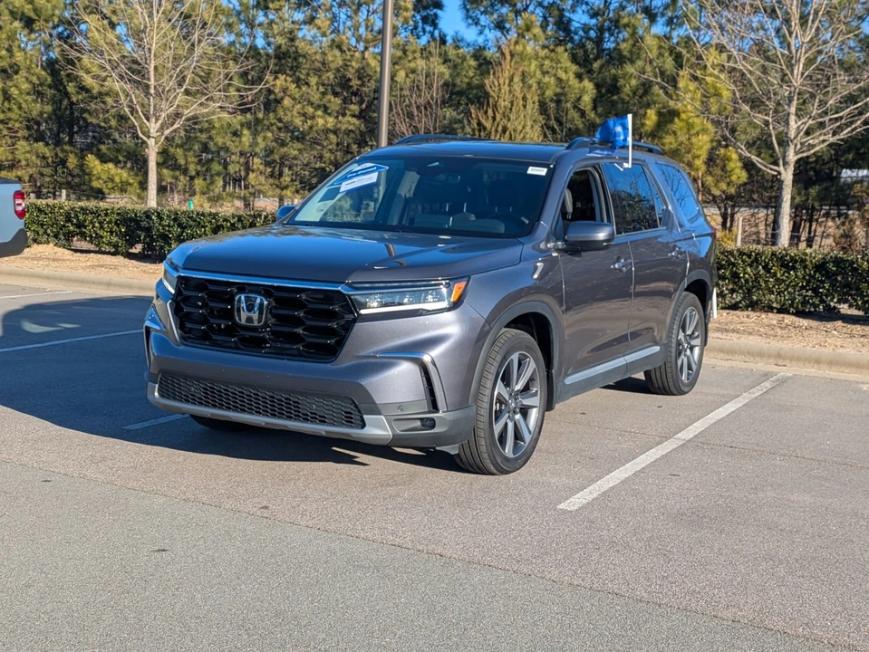 2025 Honda Pilot 4th Gen - Image 8 of 12