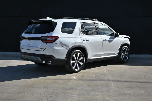 2025 Honda Pilot 4th Gen - Image 5 of 21